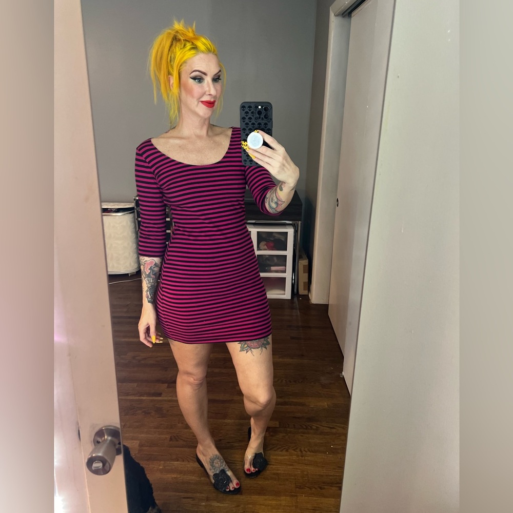 Betsey Johnson 00’s striped ruffle butt dress size medium